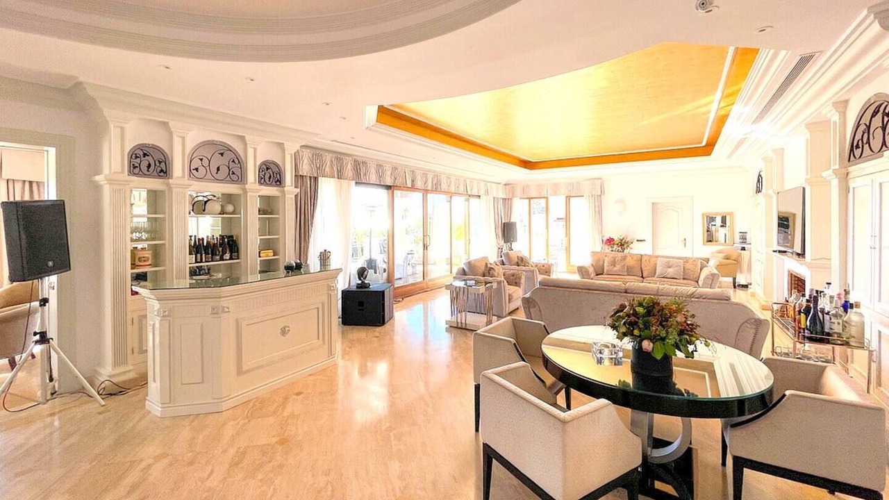 Photo of Livingroom in New Golden Mile
