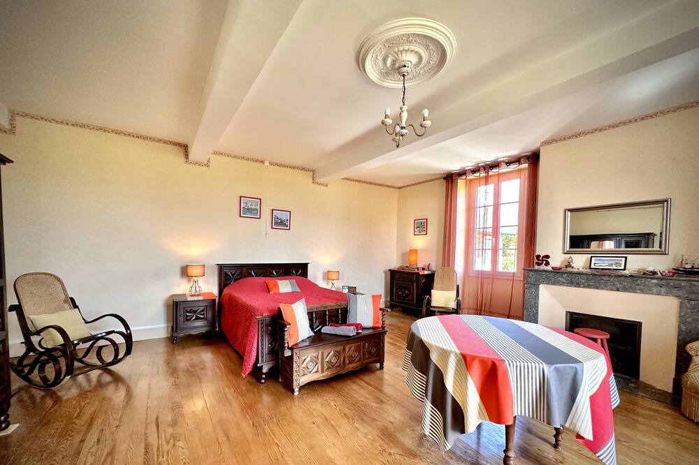 Photo of Bedroom in Asson