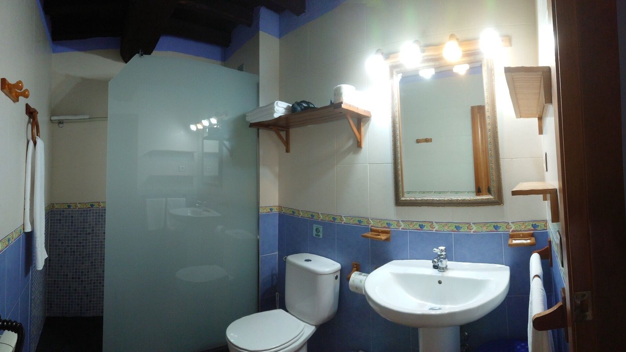 Photo of Bathroom in Hervas
