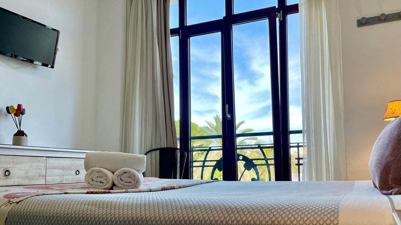Photo of Bedroom in Poblats Maritims