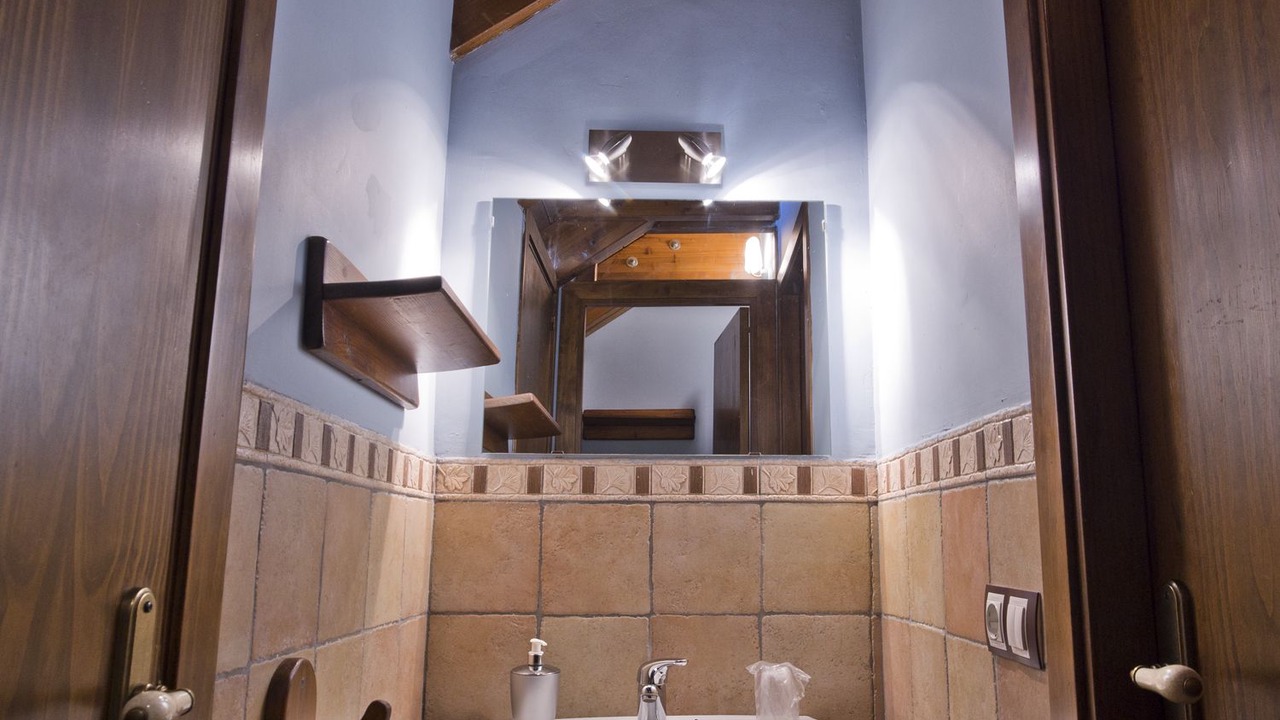 Photo of Bathroom in Broto