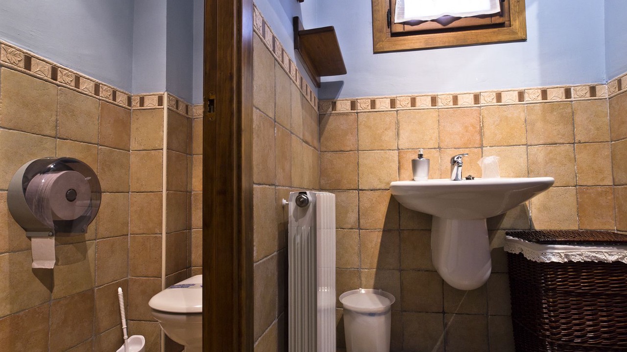 Photo of Bathroom in Broto
