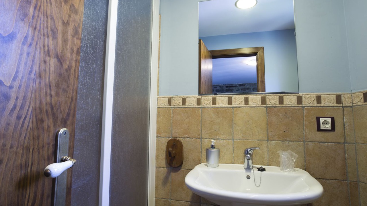 Photo of Bathroom in Broto