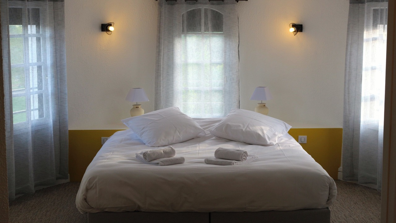 Photo of Bedroom in Chandolas