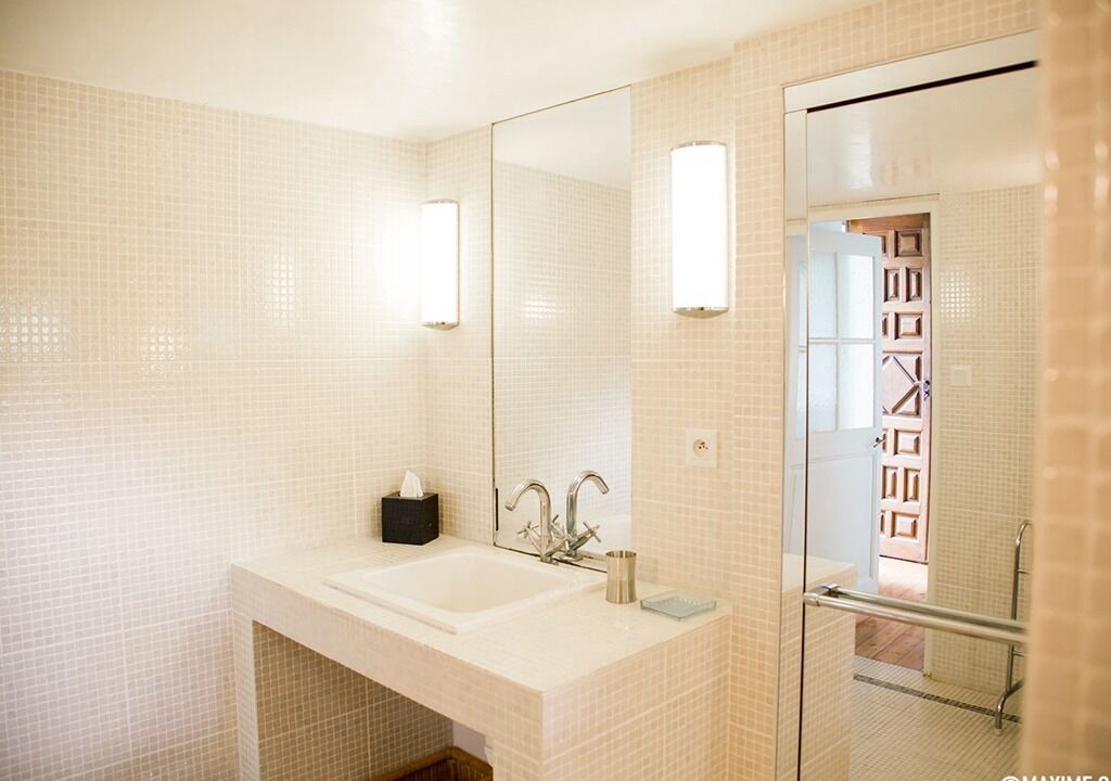 Photo of Bathroom in Saint-Laurent-des-Arbres