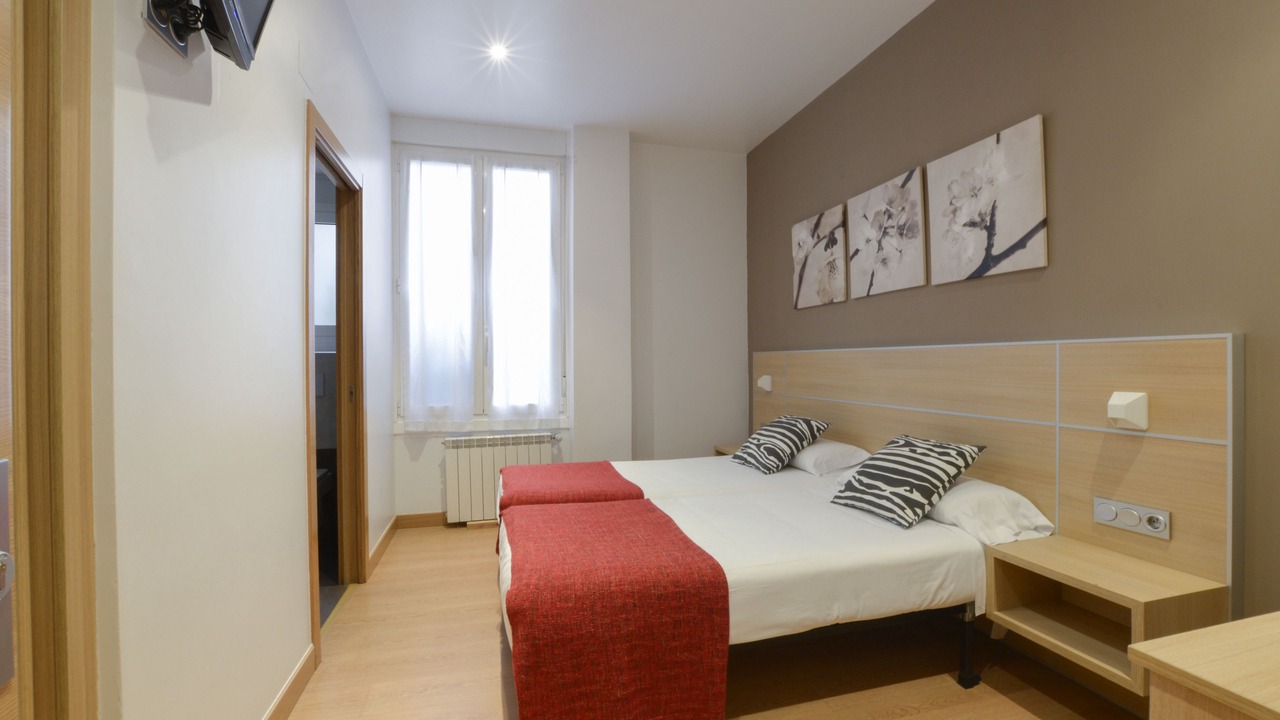 Photo of Bedroom in Gros