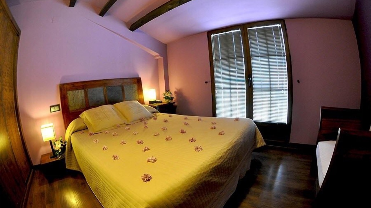 Photo of Bedroom in Casar de Palomero