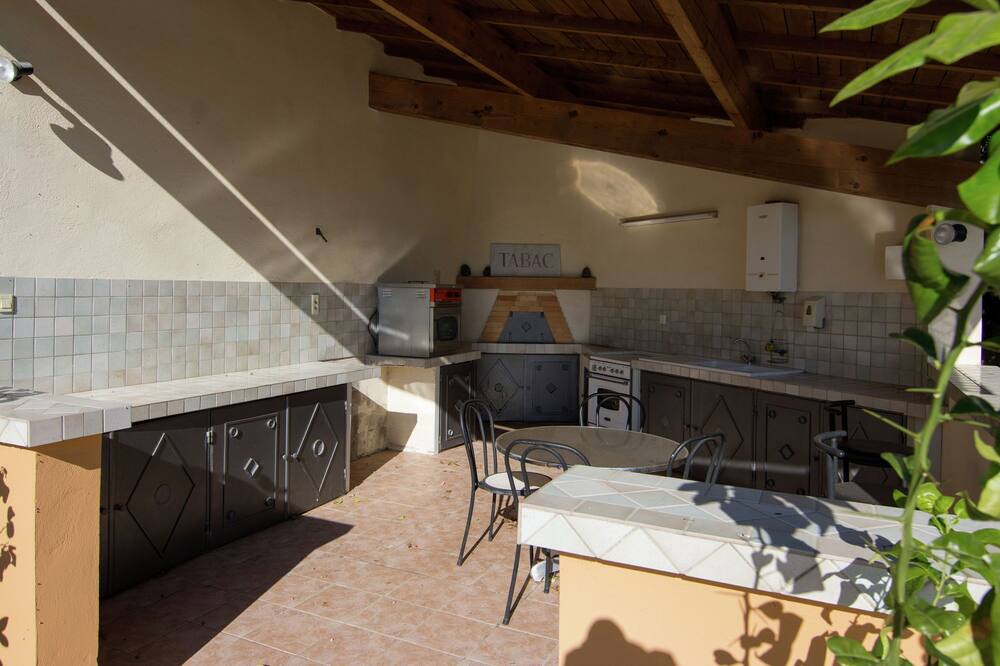 Photo of Patio Balcony in Ledenon
