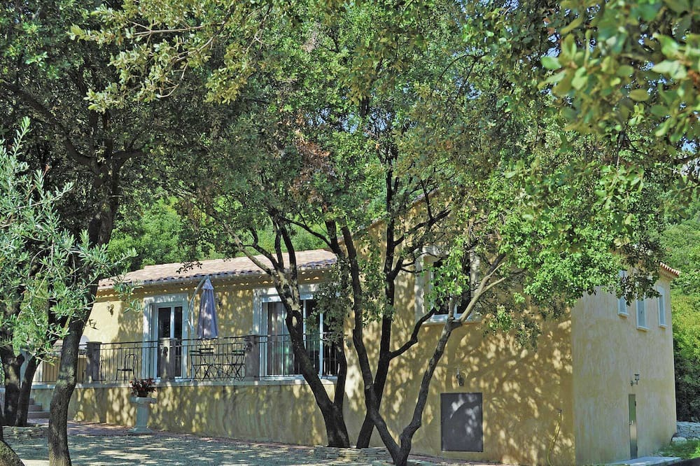 Photo of Outdoor in Ledenon
