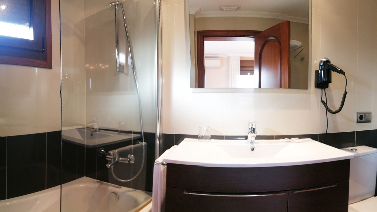 Photo of Bathroom in Noalla