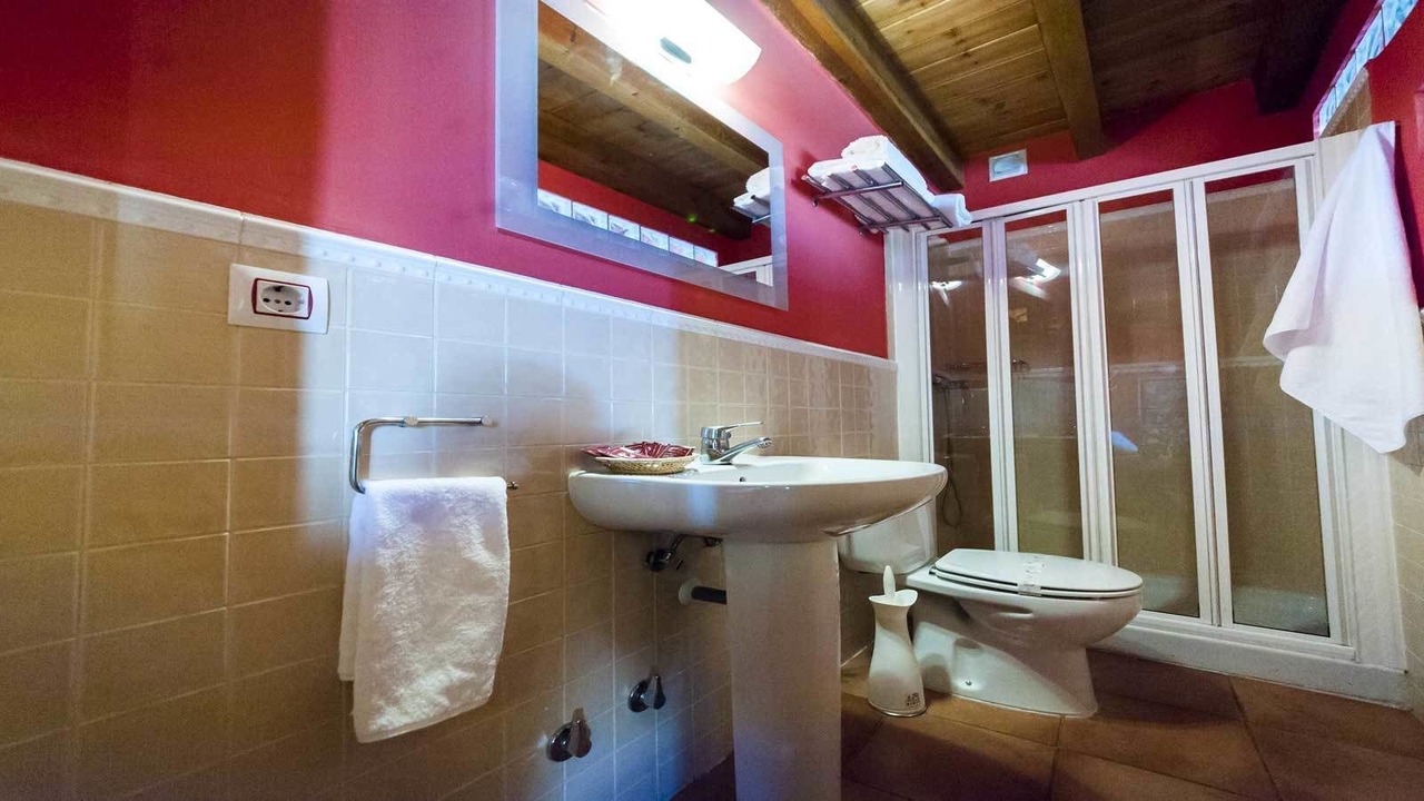 Photo of Bathroom in Segovia Old Town