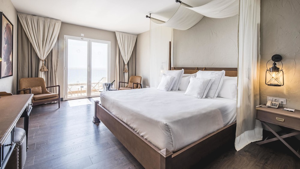 Photo of Bedroom in Calamayor