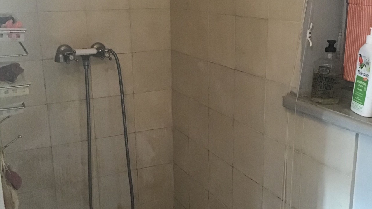 Photo of Bathroom in Creysse