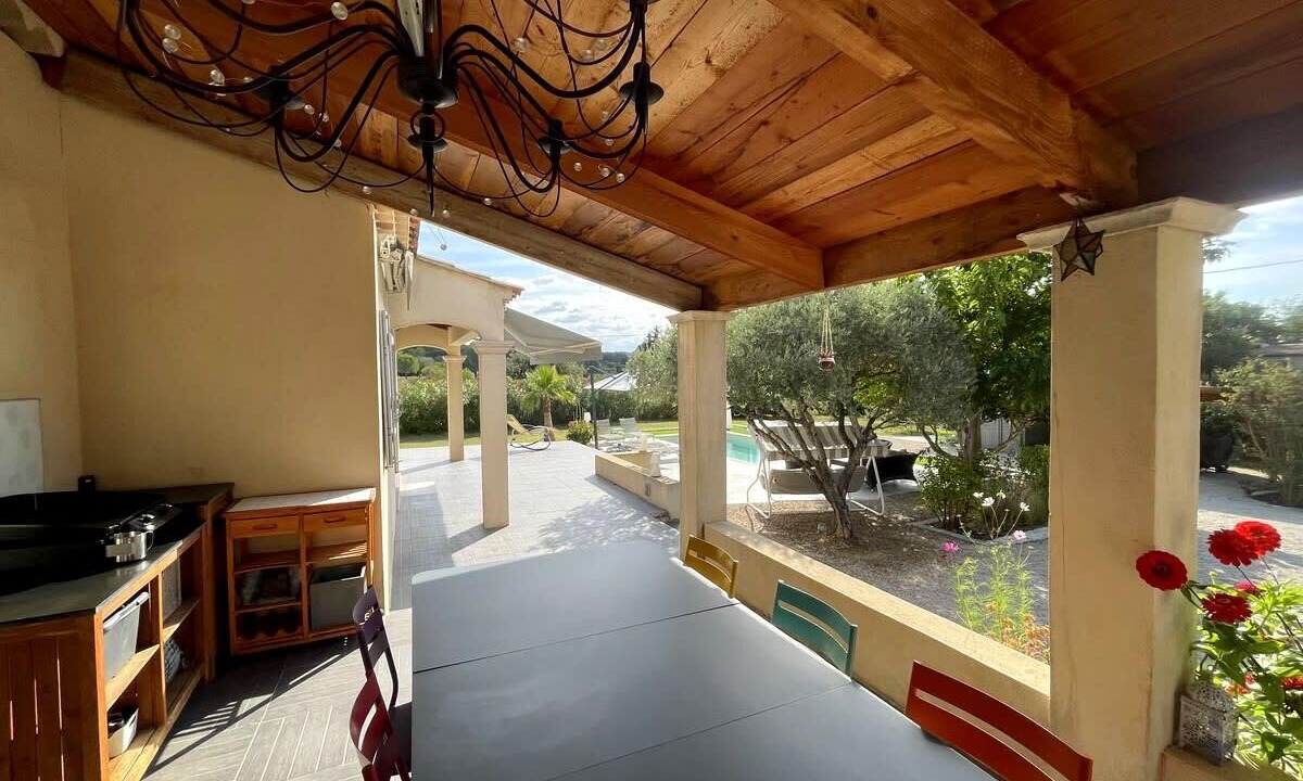 Photo of Outdoor in Lambesc