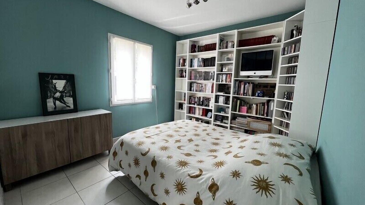 Photo of Bedroom in Lambesc