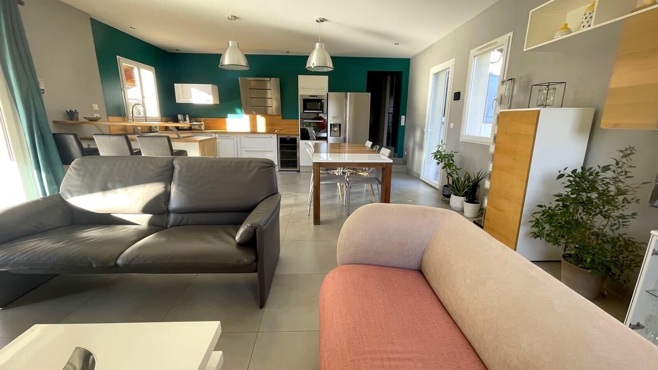 Photo of Bedroom in Lambesc