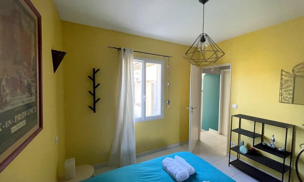 Photo of Bedroom in Lambesc