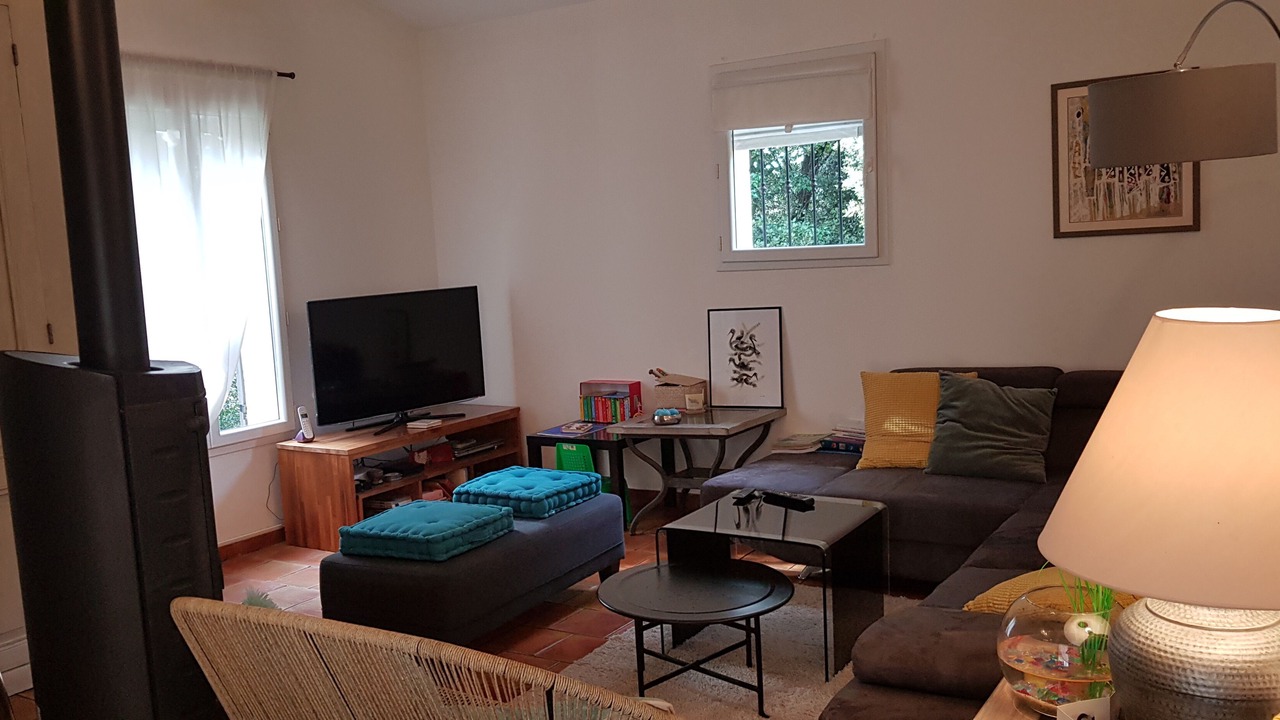 Photo of Livingroom in Suze-la-Rousse