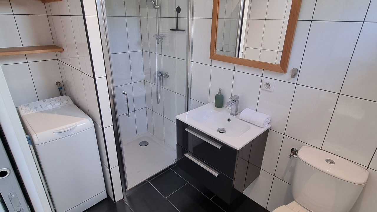 Photo of Bathroom in Vassieux - Crepieux