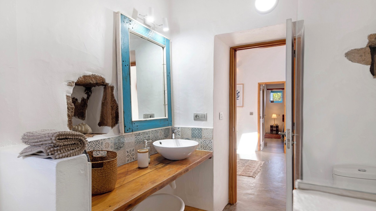 Photo of Bathroom in Guatiza