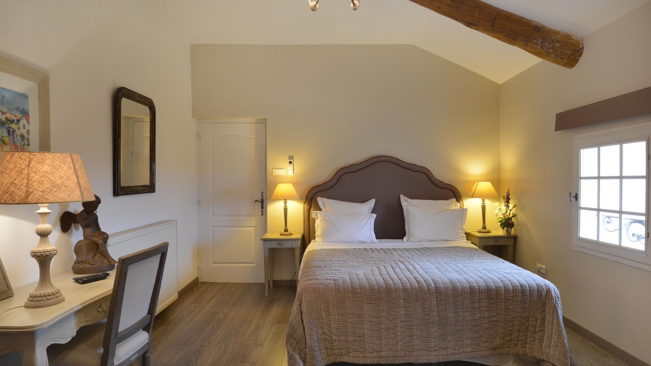 Photo of Bedroom in Entraigues-sur-la-Sorgue