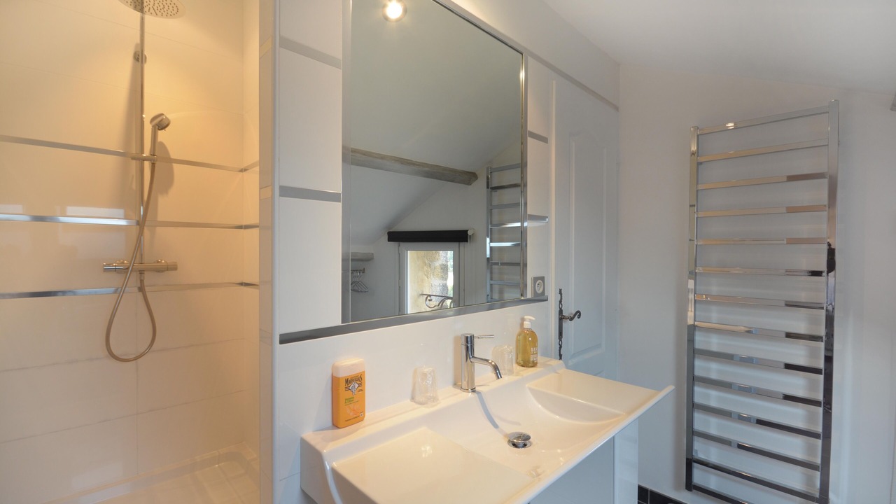 Photo of Bathroom in Entraigues-sur-la-Sorgue