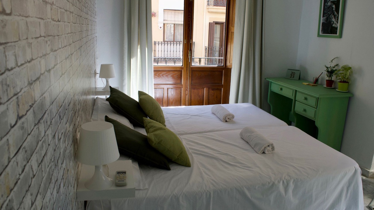 Photo of Bedroom in Alameda