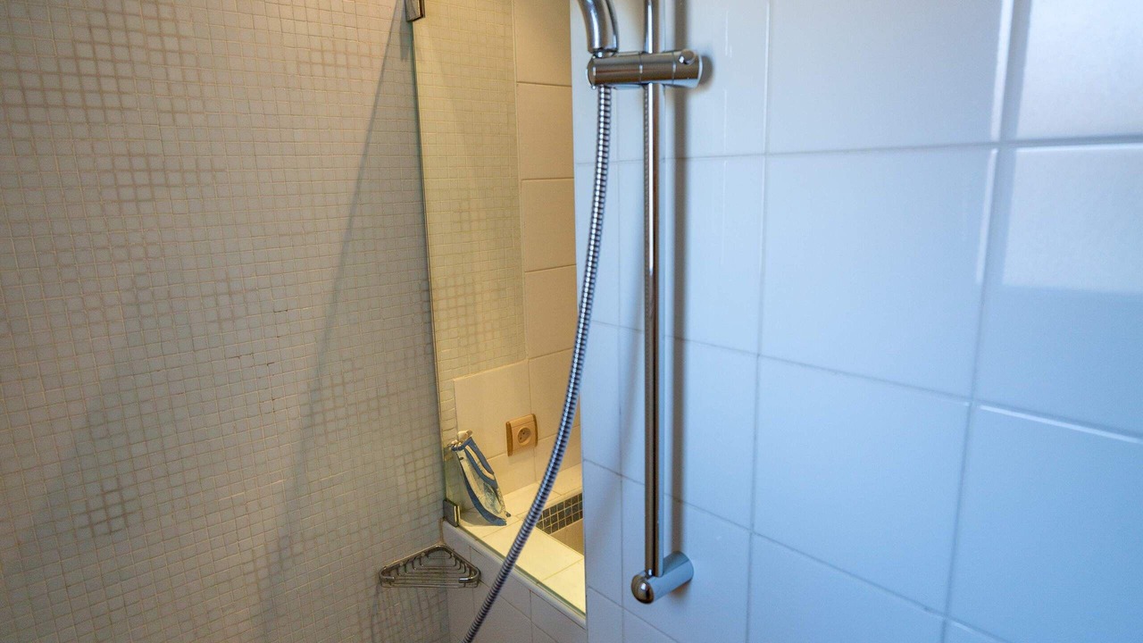 Photo of Bathroom in Chateauneuf-de-Gadagne