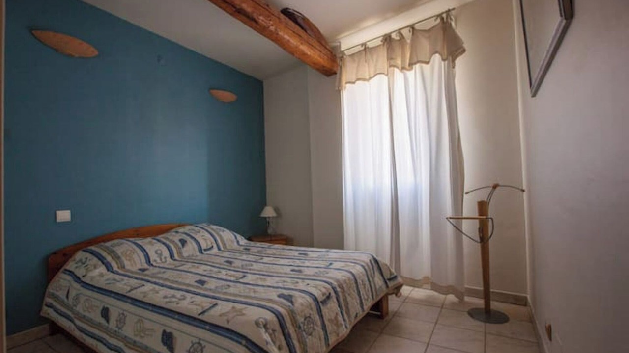 Photo of Bedroom in Chateauneuf-de-Gadagne