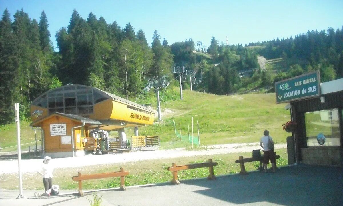 Photo of Others in Mijoux