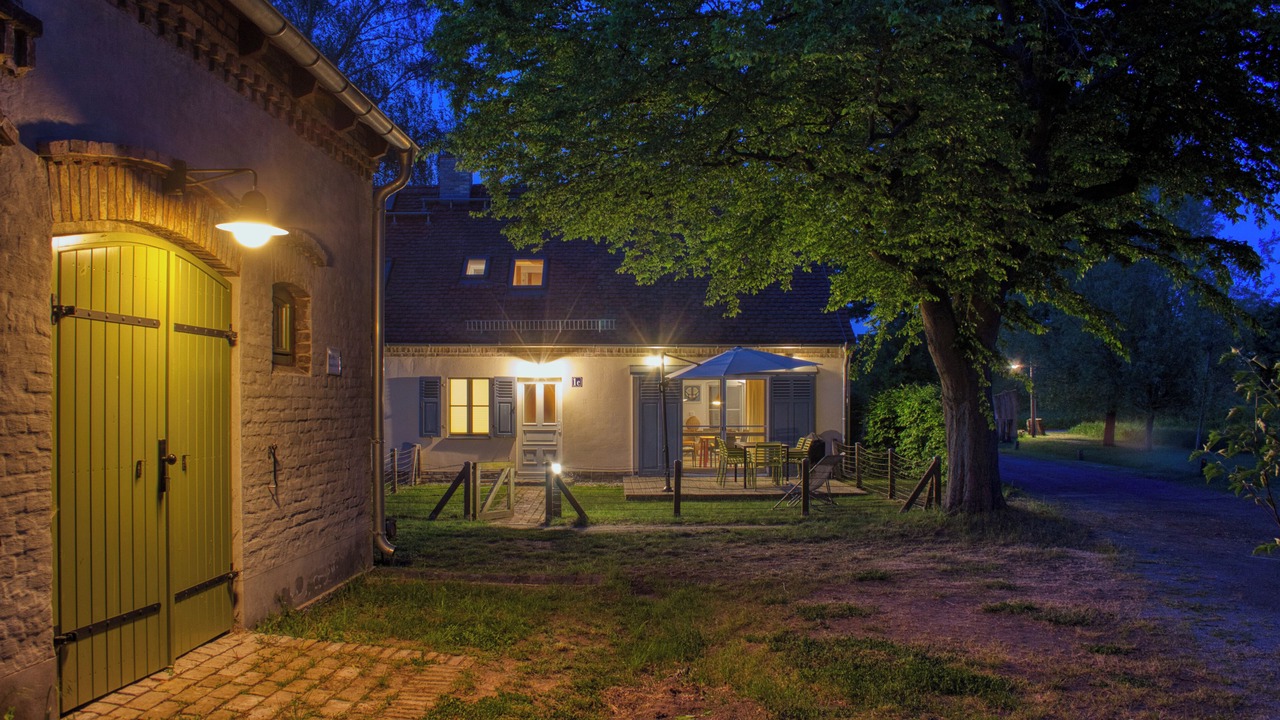 Photo of Outdoor in Paewesin