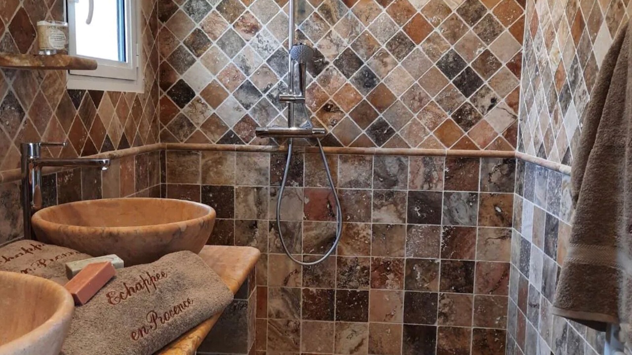 Photo of Bathroom in Rochegude