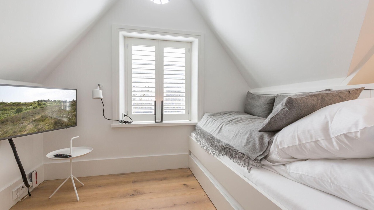 Photo of Bedroom in List