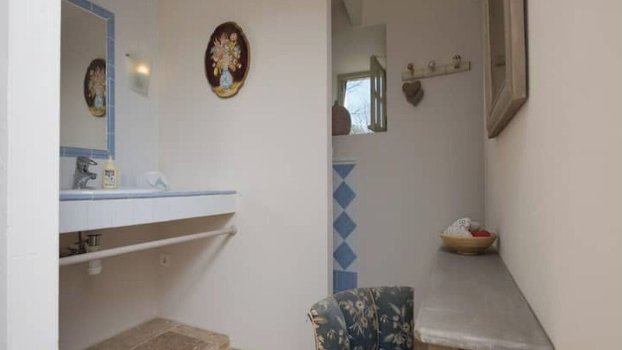 Photo of Bathroom in Saint-Siffret