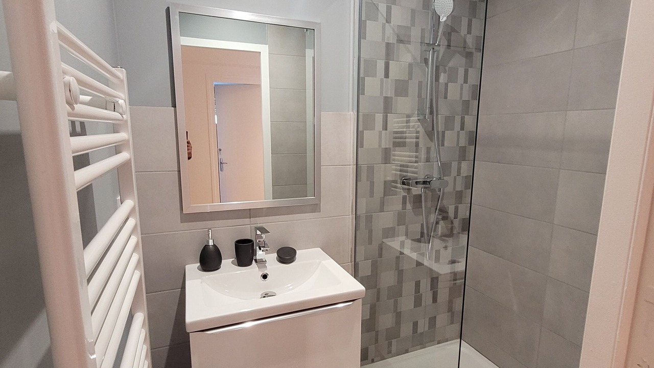 Photo of Bathroom in Jacquard - Prefecture