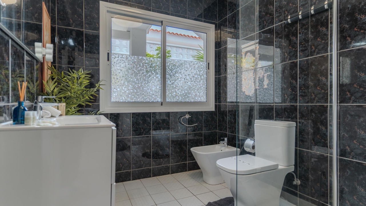 Photo of Bathroom in Callao Salvaje