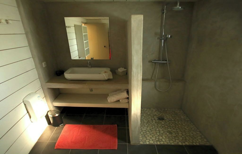 Photo of Bathroom in Salinelles