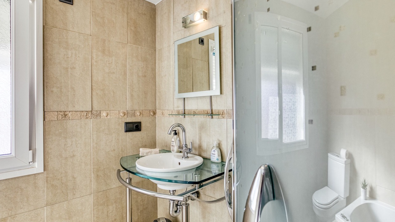 Photo of Bathroom in Empuriabrava