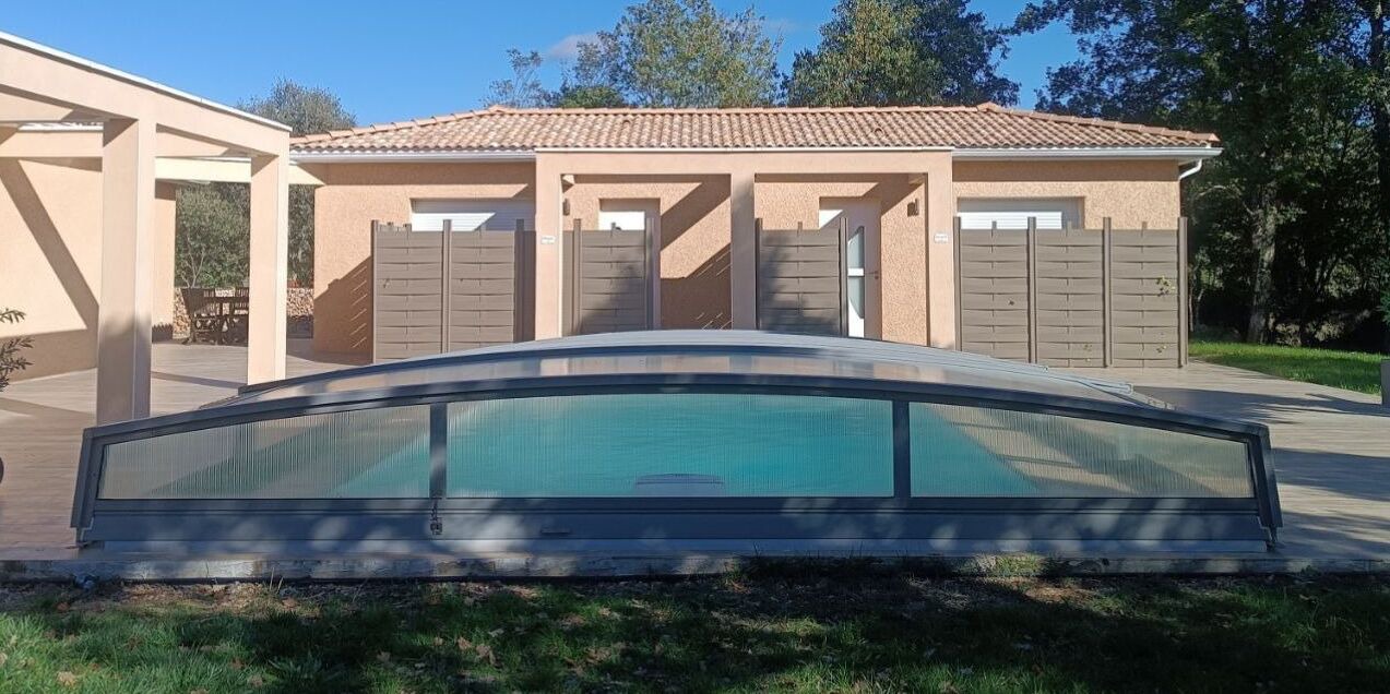 Photo of Outdoor in Saint-Martin-de-Londres