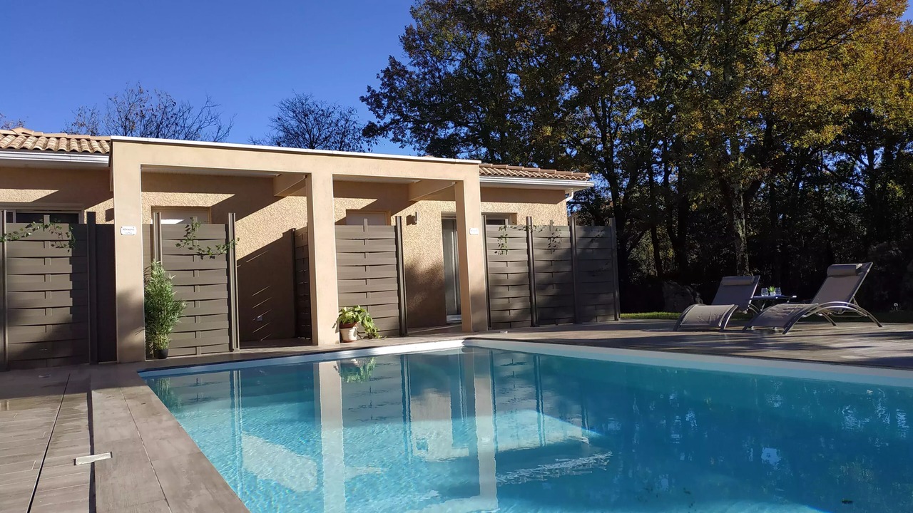 Photo of Outdoor in Saint-Martin-de-Londres