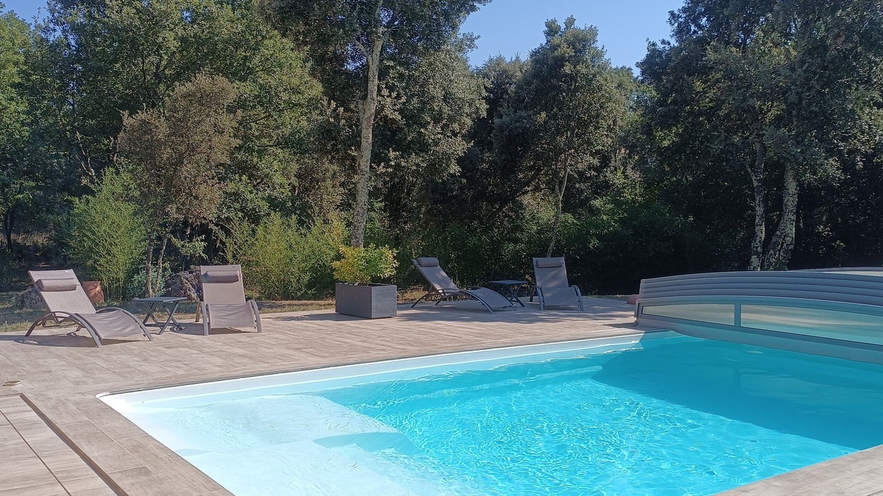 Photo of Outdoor in Saint-Martin-de-Londres