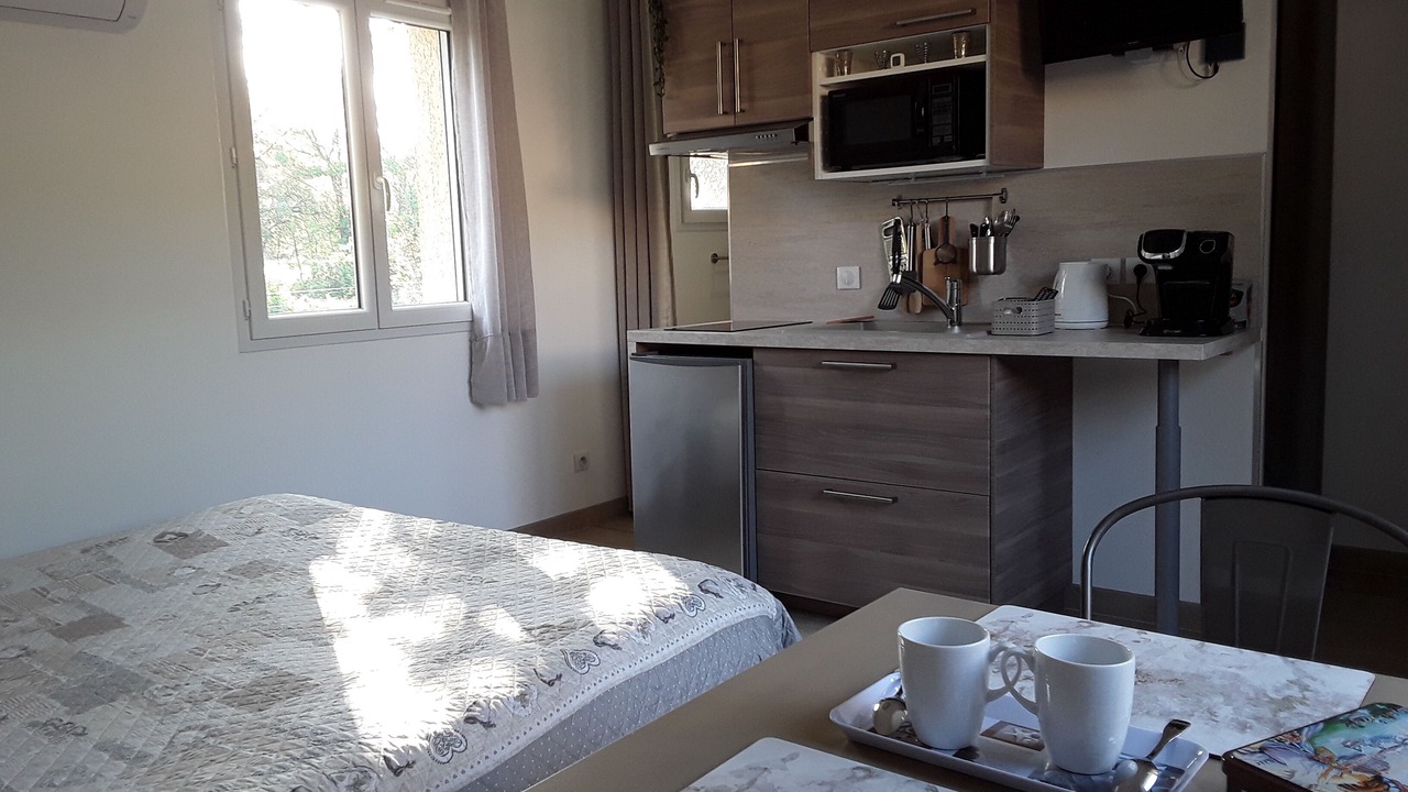 Photo of Bedroom in Saint-Martin-de-Londres