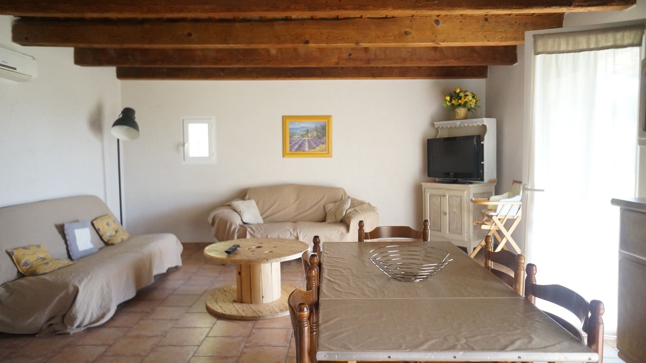 Photo of Livingroom in Arles