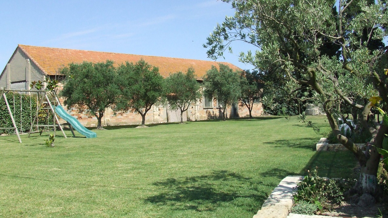 Photo of Outdoor in Arles