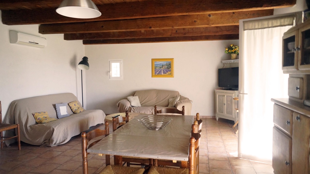 Photo of Livingroom in Arles