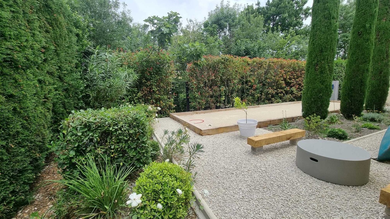 Photo of Outdoor in Entraigues-sur-la-Sorgue