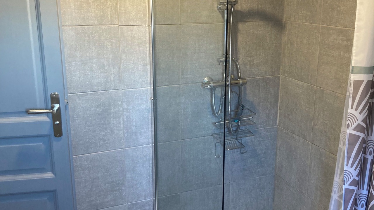 Photo of Bathroom in Sault-Brenaz