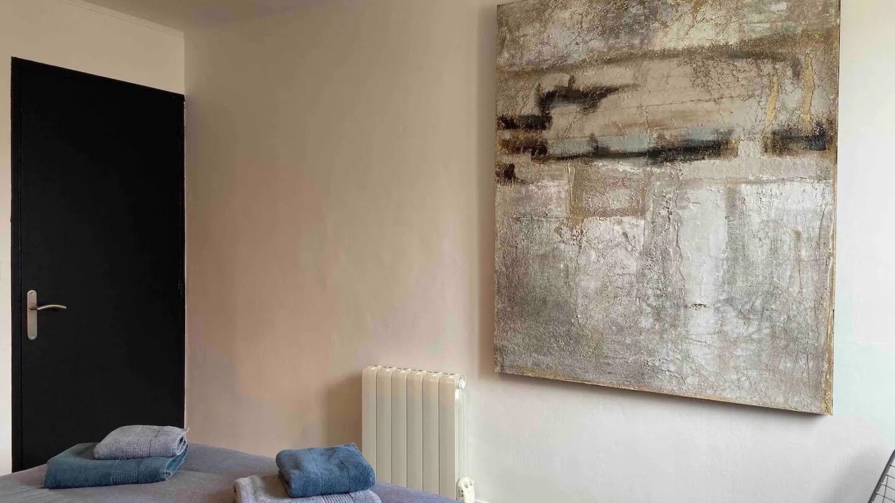Photo of Bedroom in Morieres-les-Avignon