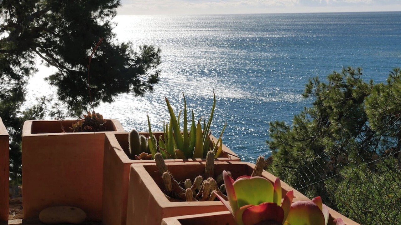 Photo of Outdoor in Ensues-la-Redonne