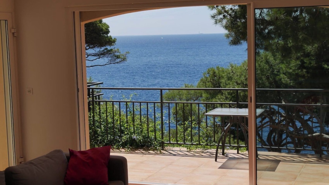 Photo of Livingroom in Ensues-la-Redonne